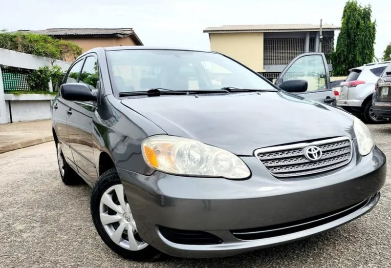 Main image of 2012 Toyota Corolla LE